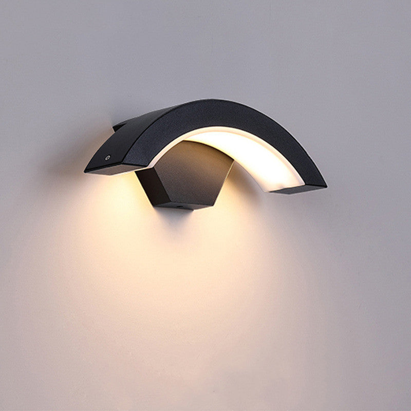 Rasmun LED Wall Light – Curved Moon Design with Motion Sensor for Doorway